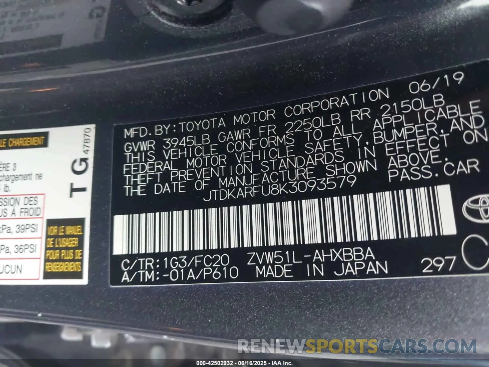 9 fotografías del automóvil dañado JTDKARFU8K3093579 TOYOTA PRIUS 2019