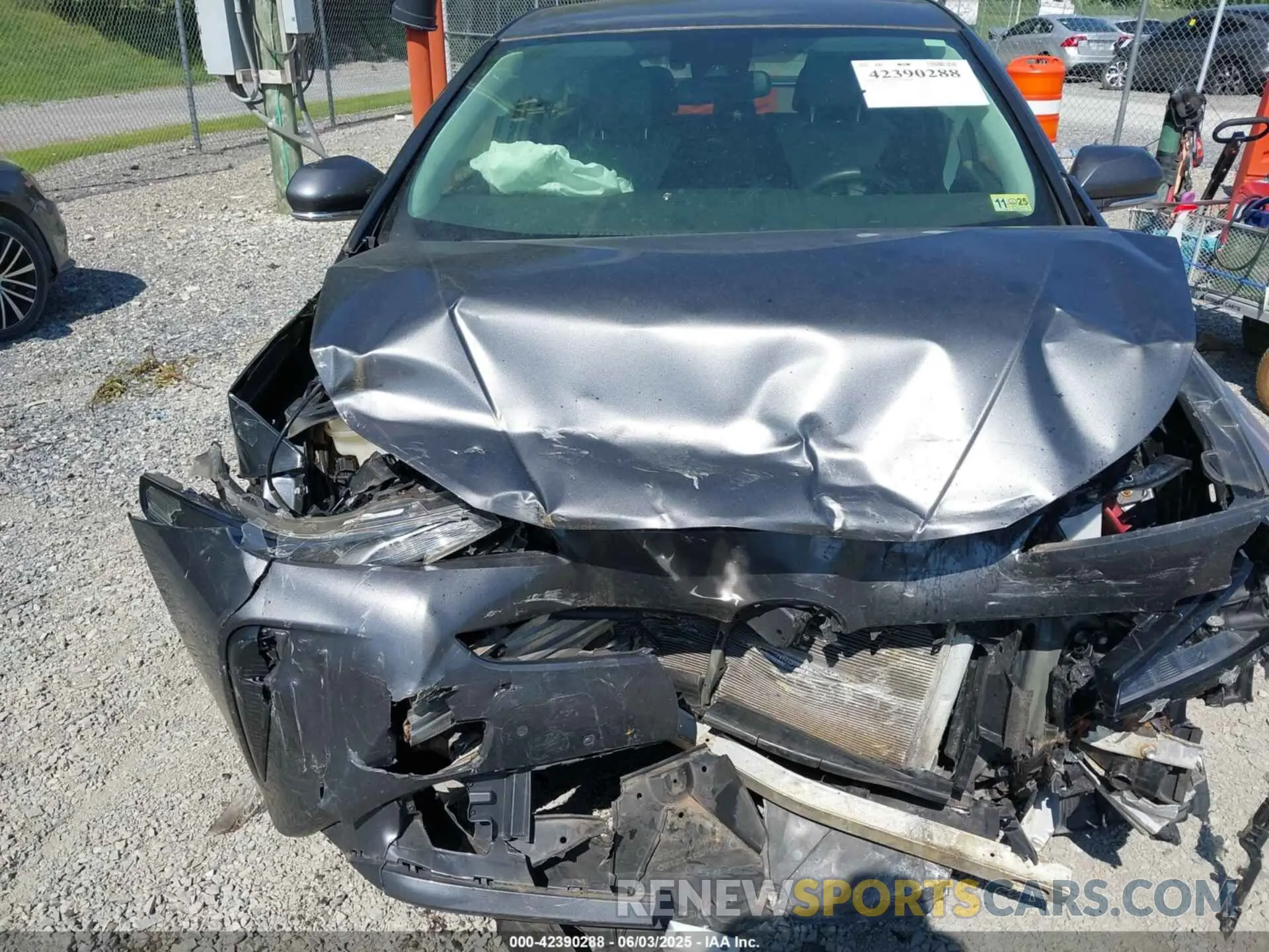 13 fotografías del automóvil dañado JTDKARFU8K3098278 TOYOTA PRIUS 2019