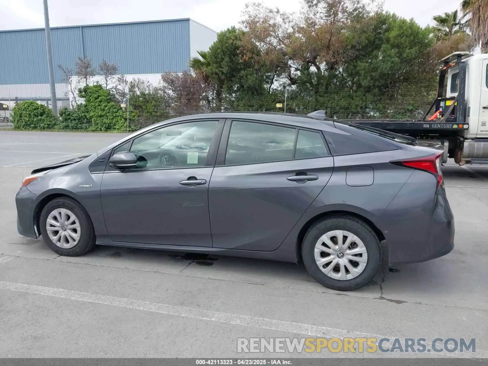 14 fotografías del automóvil dañado JTDKARFU9K3075219 TOYOTA PRIUS 2019