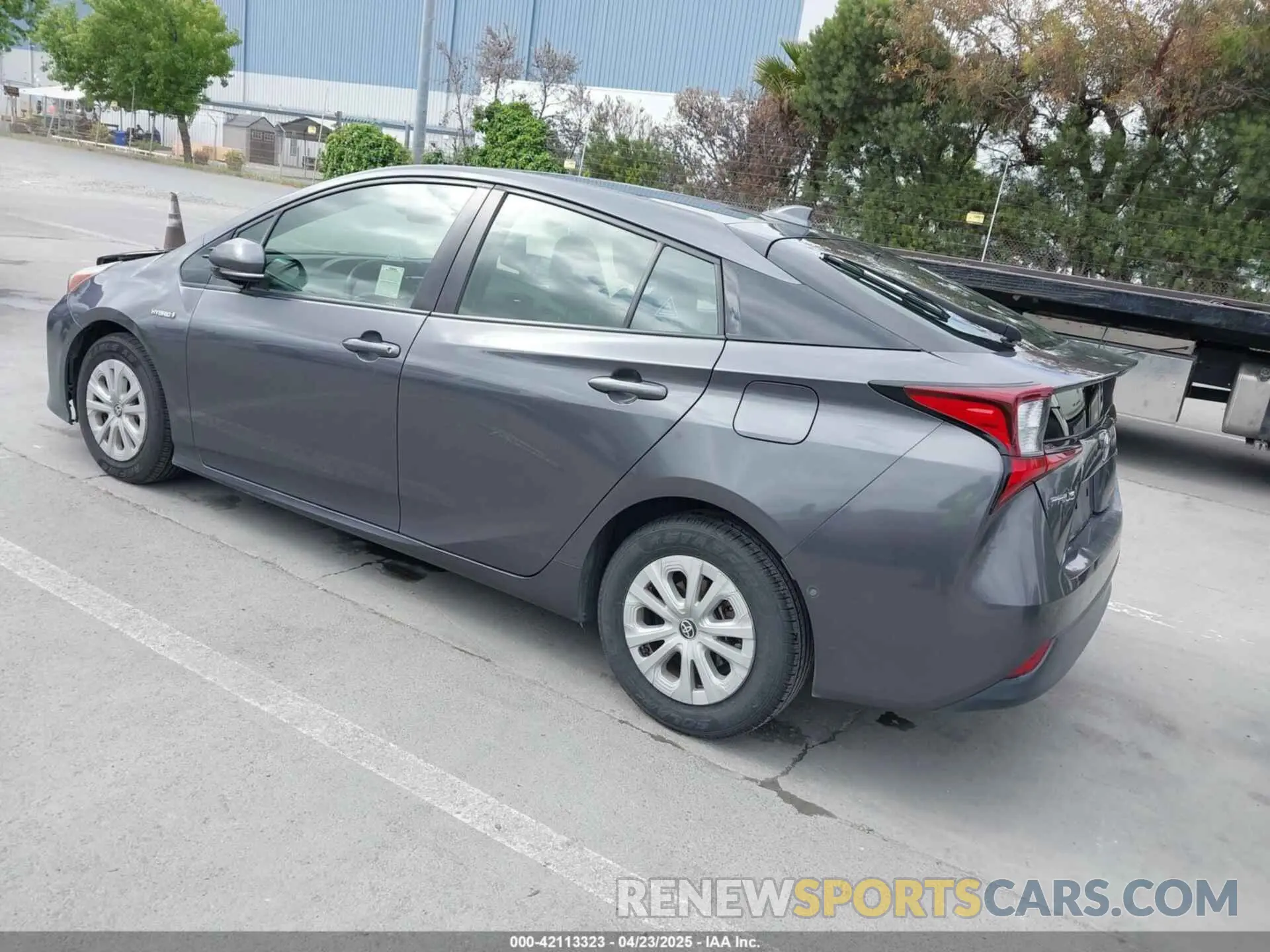 3 fotografías del automóvil dañado JTDKARFU9K3075219 TOYOTA PRIUS 2019