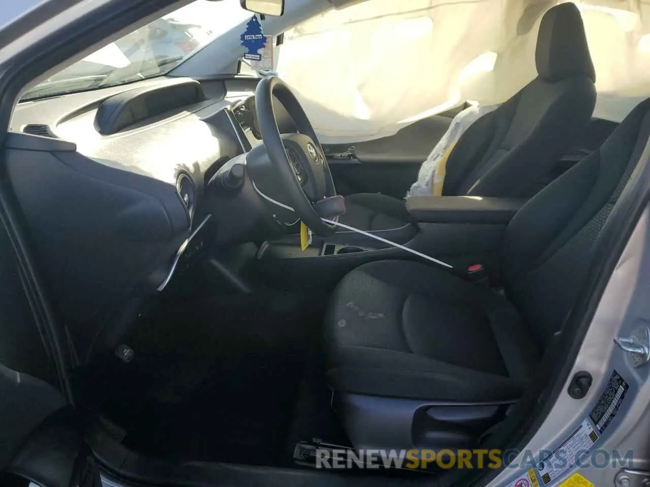 7 fotografías del automóvil dañado JTDKARFU9K3078282 TOYOTA PRIUS 2019