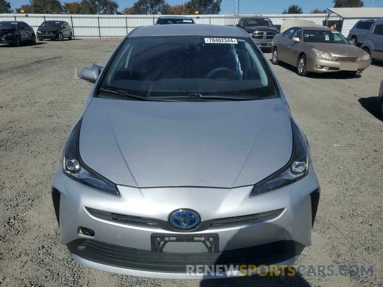 5 fotografías del automóvil dañado JTDKARFUXK3078677 TOYOTA PRIUS 2019