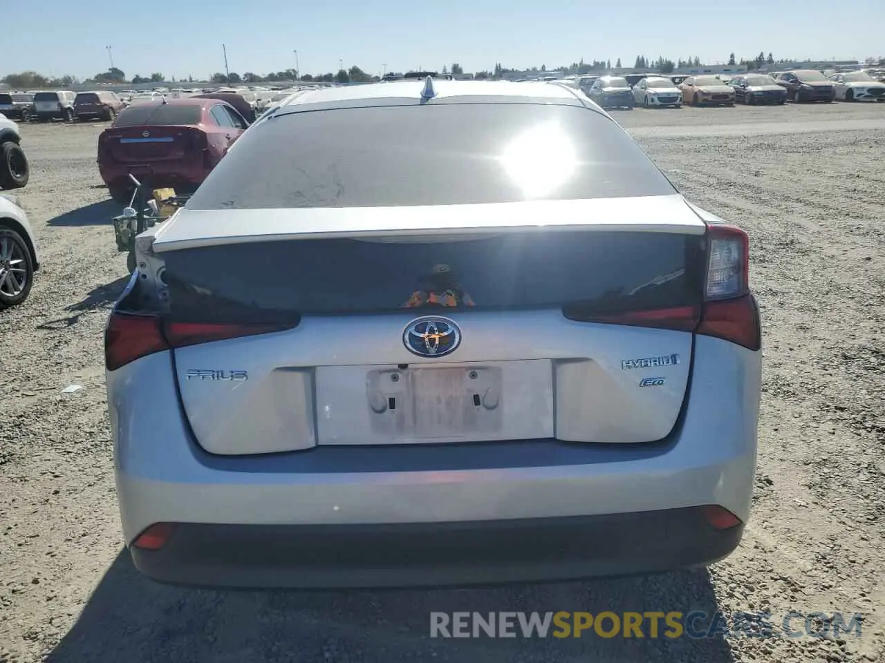 6 fotografías del automóvil dañado JTDKARFUXK3078677 TOYOTA PRIUS 2019