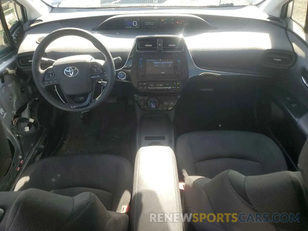 8 fotografías del automóvil dañado JTDKARFUXK3078677 TOYOTA PRIUS 2019