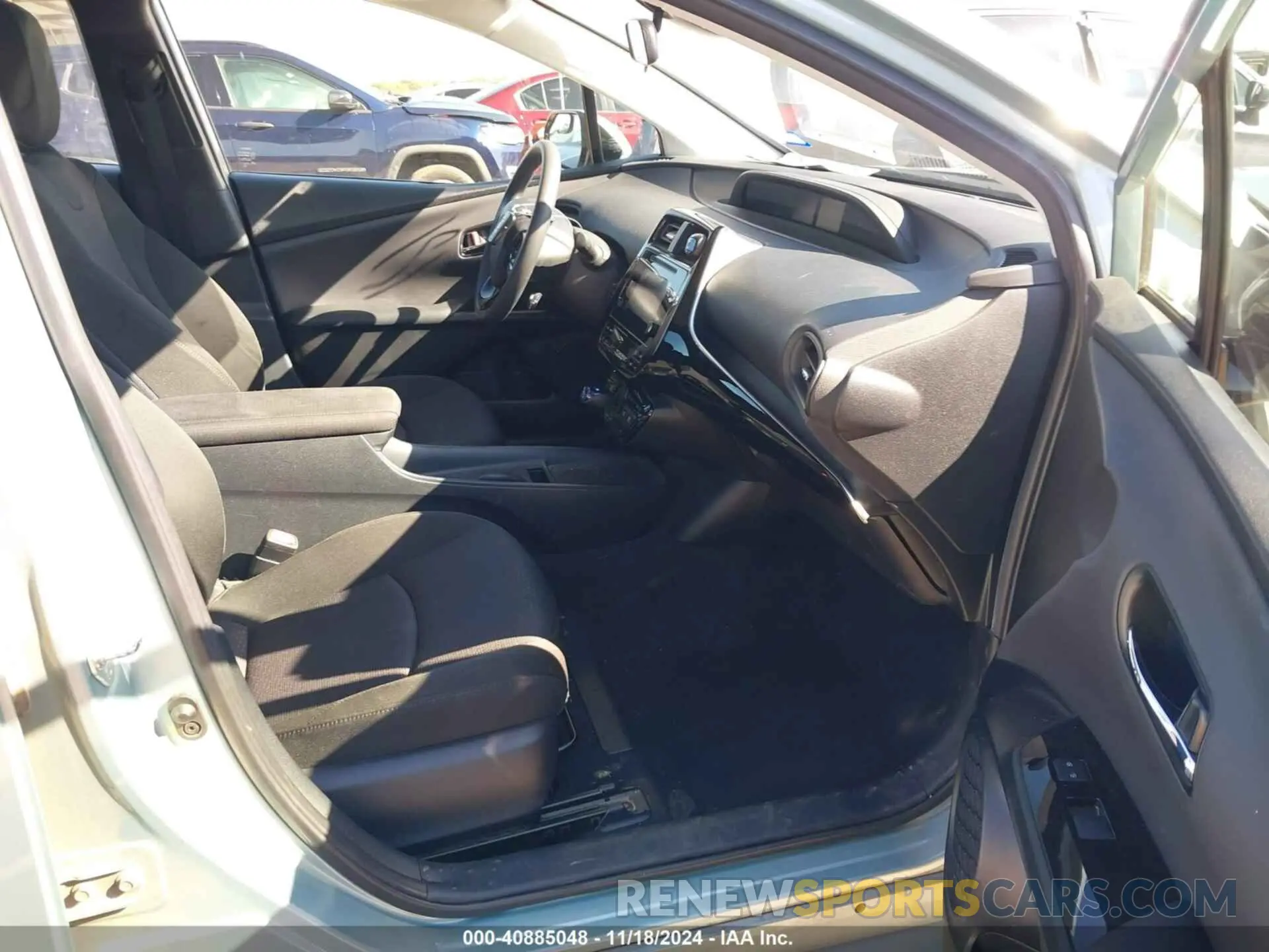 5 fotografías del automóvil dañado JTDKARFUXK3094152 TOYOTA PRIUS 2019