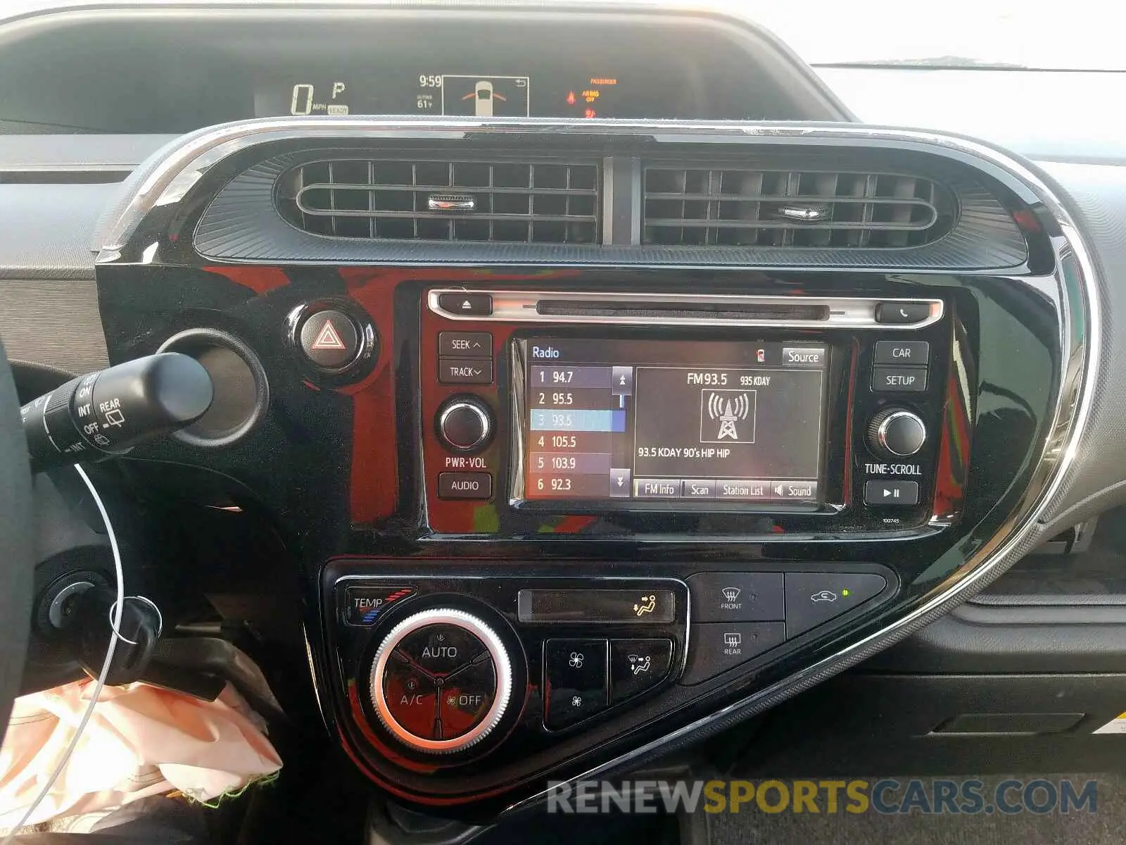 9 fotografías del automóvil dañado JTDKDTB38K1622915 TOYOTA PRIUS 2019