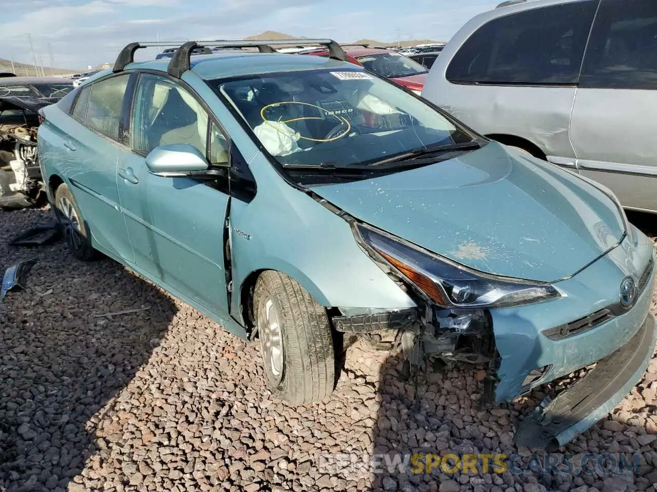 4 fotografías del automóvil dañado JTDL9RFU0K3011518 TOYOTA PRIUS 2019