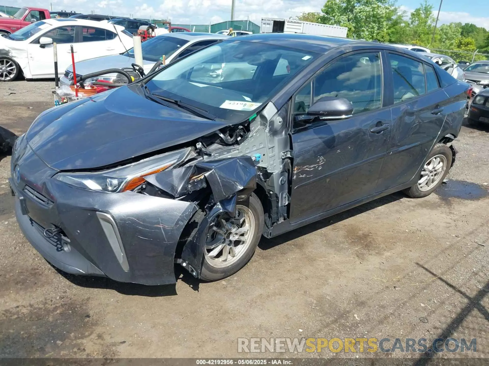 2 fotografías del automóvil dañado JTDL9RFU2K3005915 TOYOTA PRIUS 2019