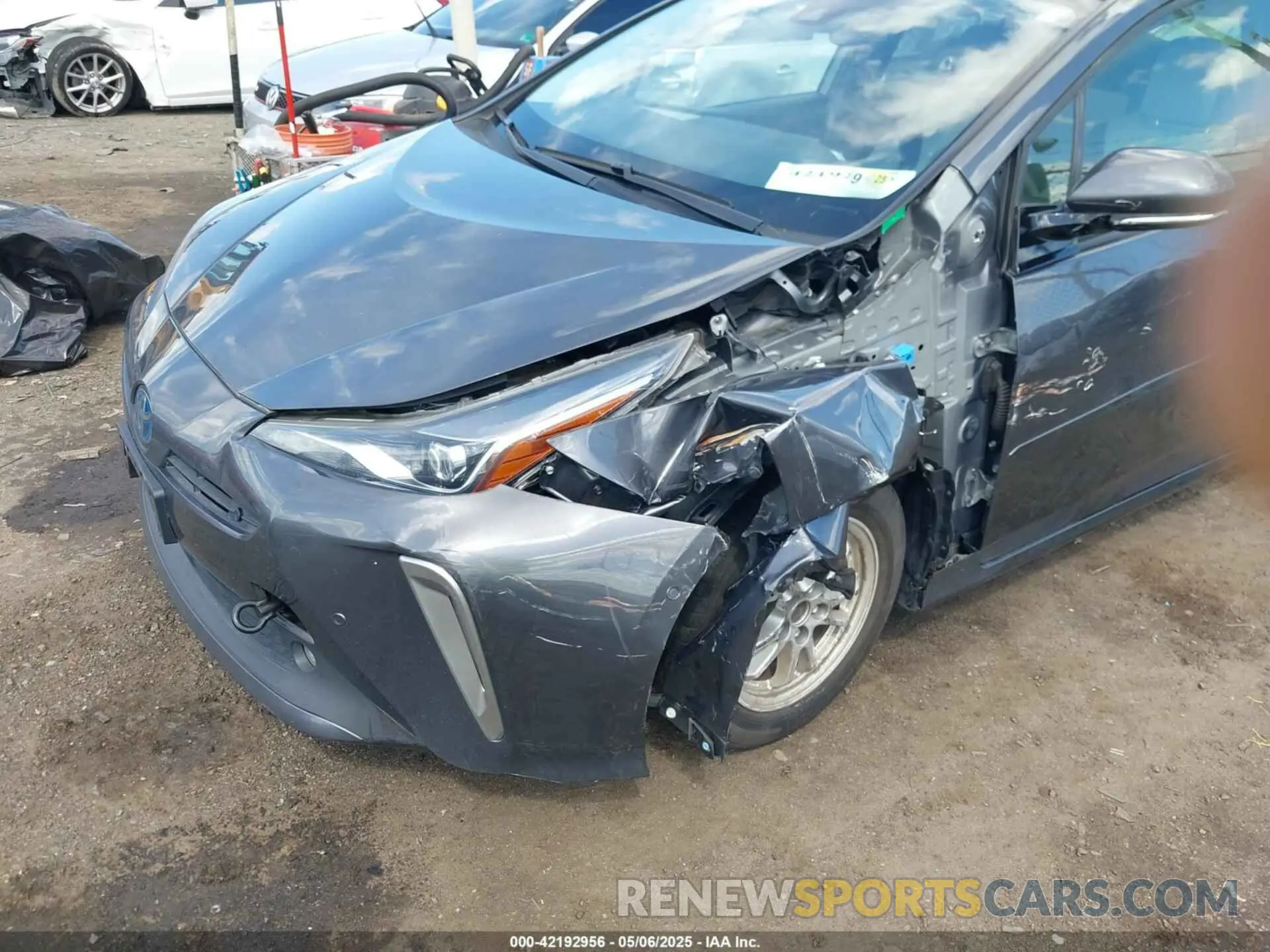 6 fotografías del automóvil dañado JTDL9RFU2K3005915 TOYOTA PRIUS 2019