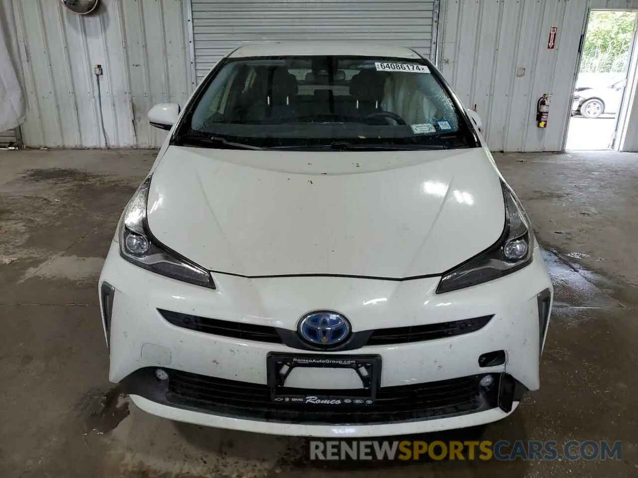 5 fotografías del automóvil dañado JTDL9RFU4K3006676 TOYOTA PRIUS 2019