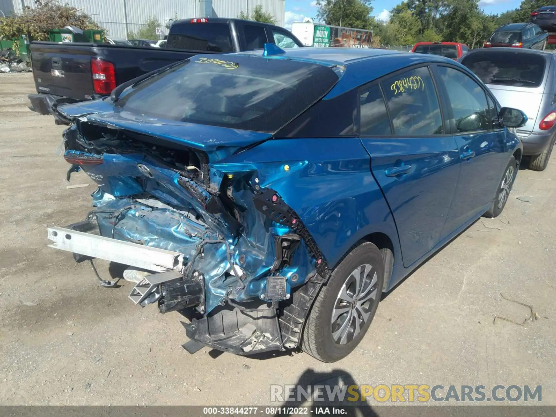 4 fotografías del automóvil dañado JTDL9RFU4K3008170 TOYOTA PRIUS 2019