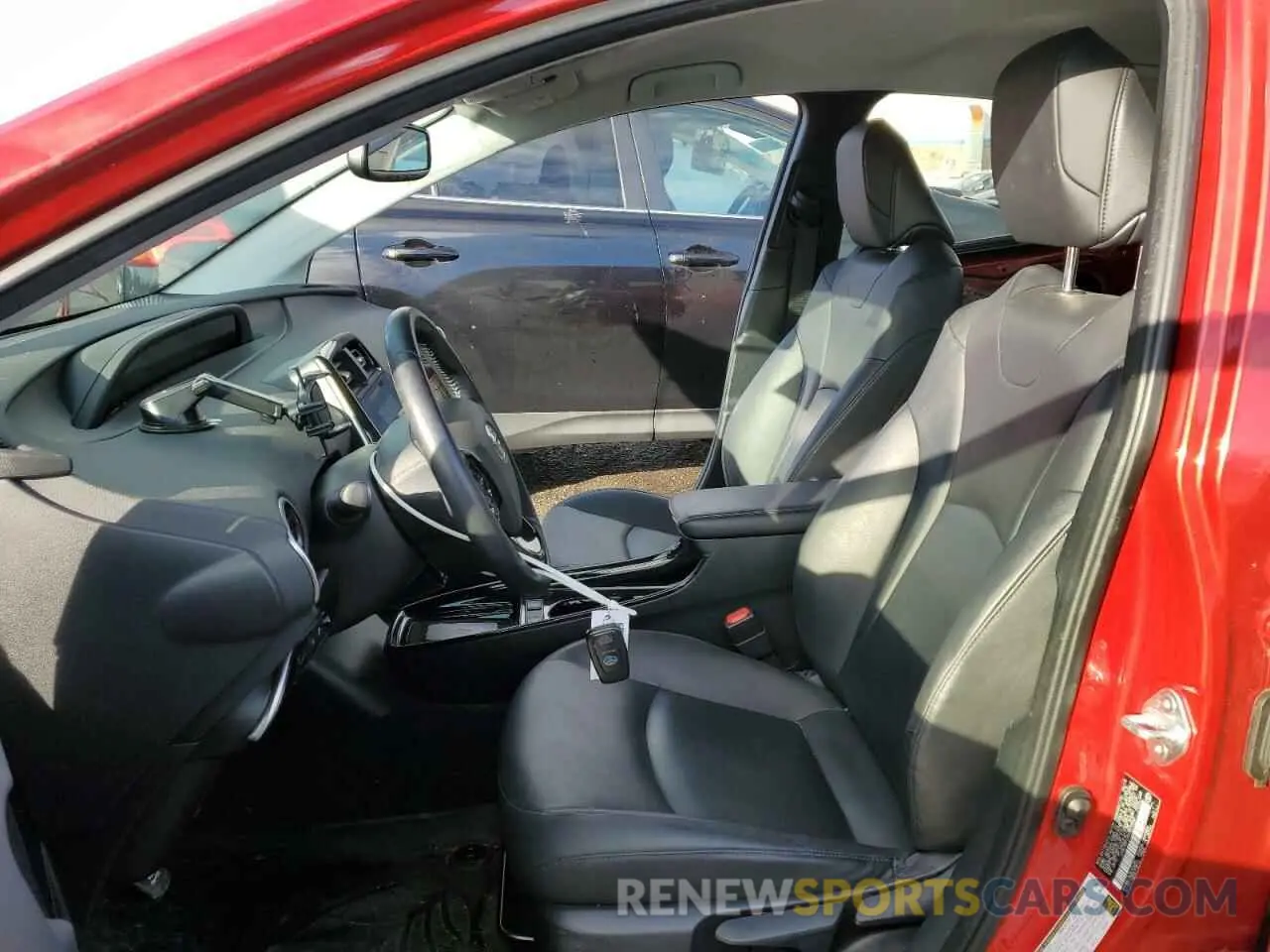 7 fotografías del automóvil dañado JTDL9RFU4K3010582 TOYOTA PRIUS 2019