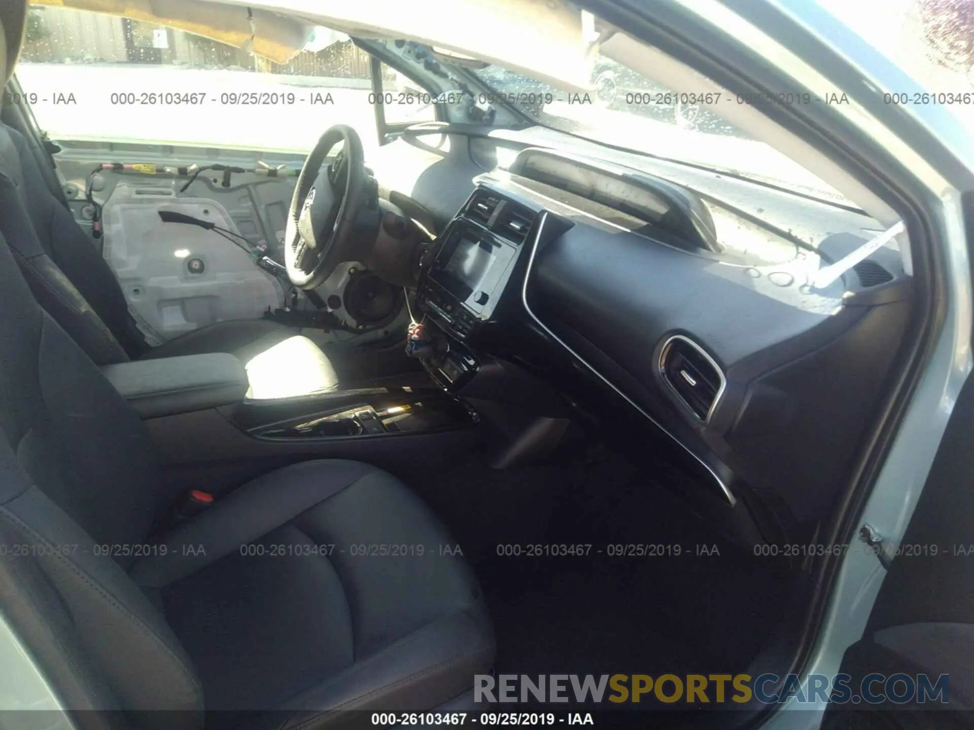 5 fotografías del automóvil dañado JTDL9RFU5K3002393 TOYOTA PRIUS 2019