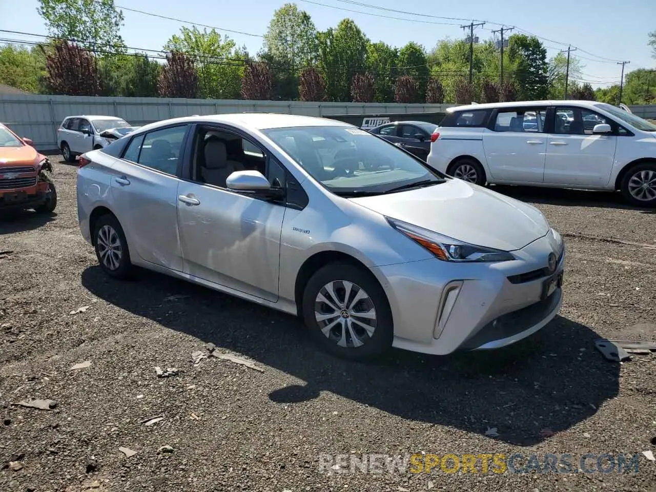 4 fotografías del automóvil dañado JTDL9RFU7K3002024 TOYOTA PRIUS 2019