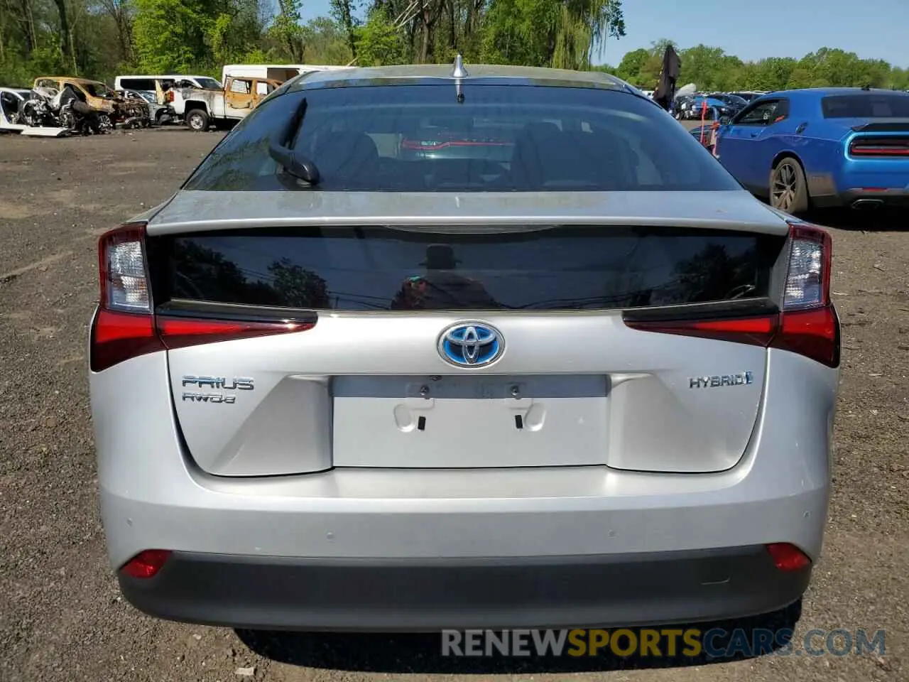 6 fotografías del automóvil dañado JTDL9RFU7K3002024 TOYOTA PRIUS 2019