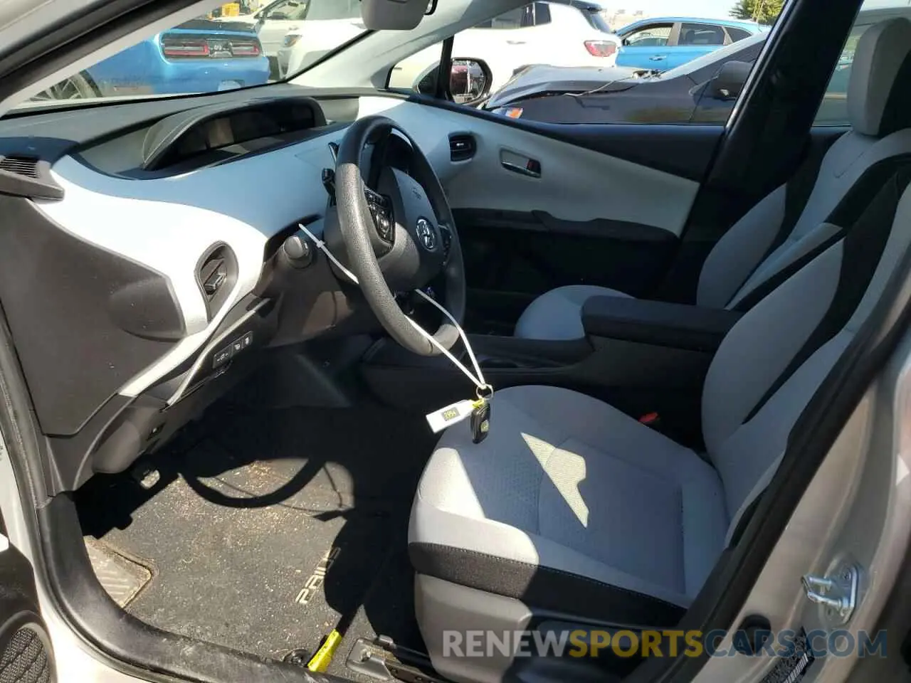 7 fotografías del automóvil dañado JTDL9RFU7K3002024 TOYOTA PRIUS 2019