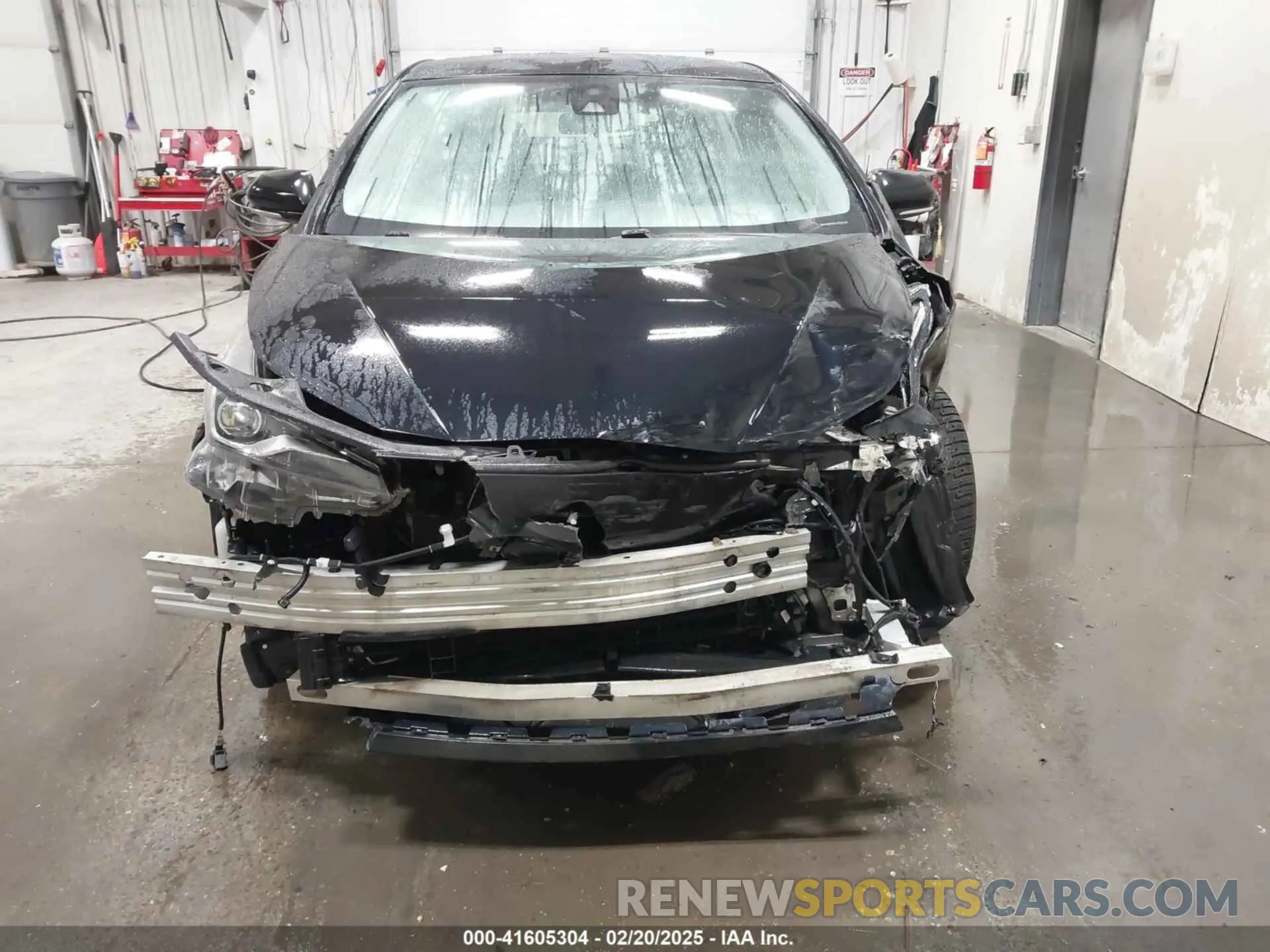 13 fotografías del automóvil dañado JTDL9RFU7K3012052 TOYOTA PRIUS 2019