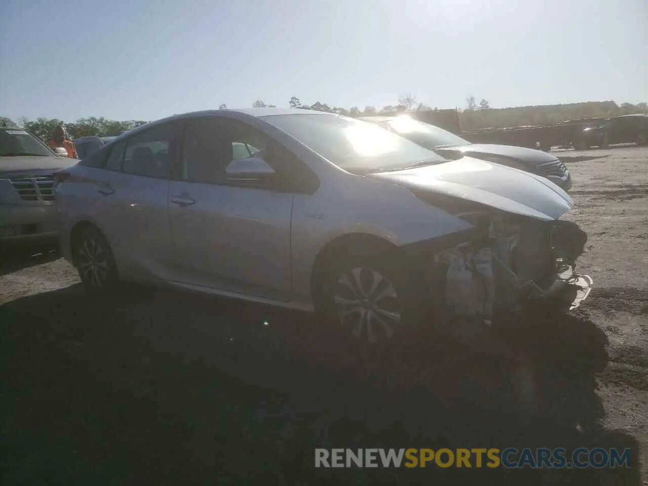 4 fotografías del automóvil dañado JTDL9RFU9K3003241 TOYOTA PRIUS 2019