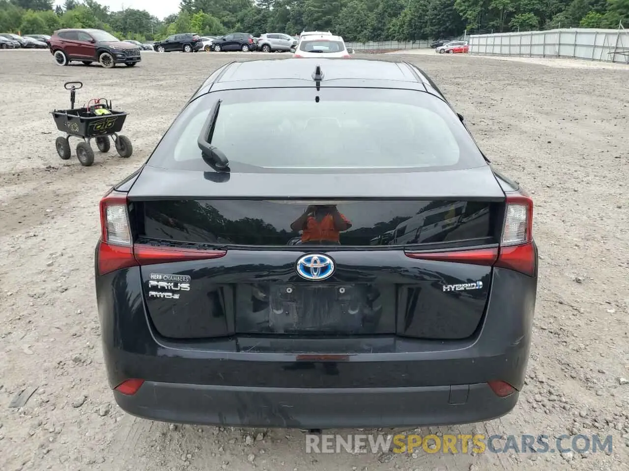 6 fotografías del automóvil dañado JTDL9RFUXK3000512 TOYOTA PRIUS 2019