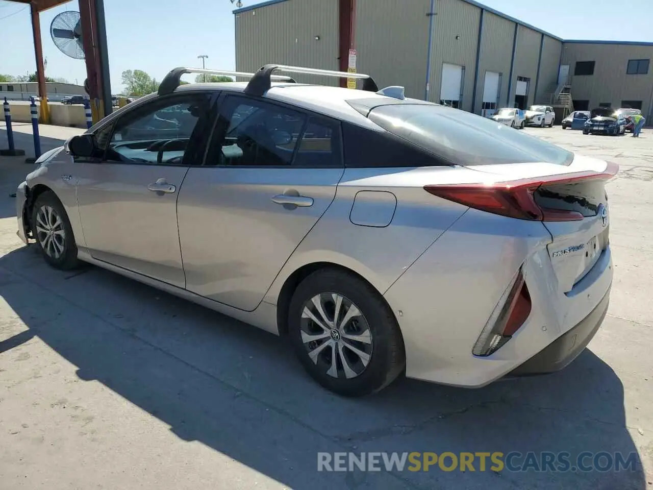 2 fotografías del automóvil dañado JTDKARFP0L3153107 TOYOTA PRIUS 2020