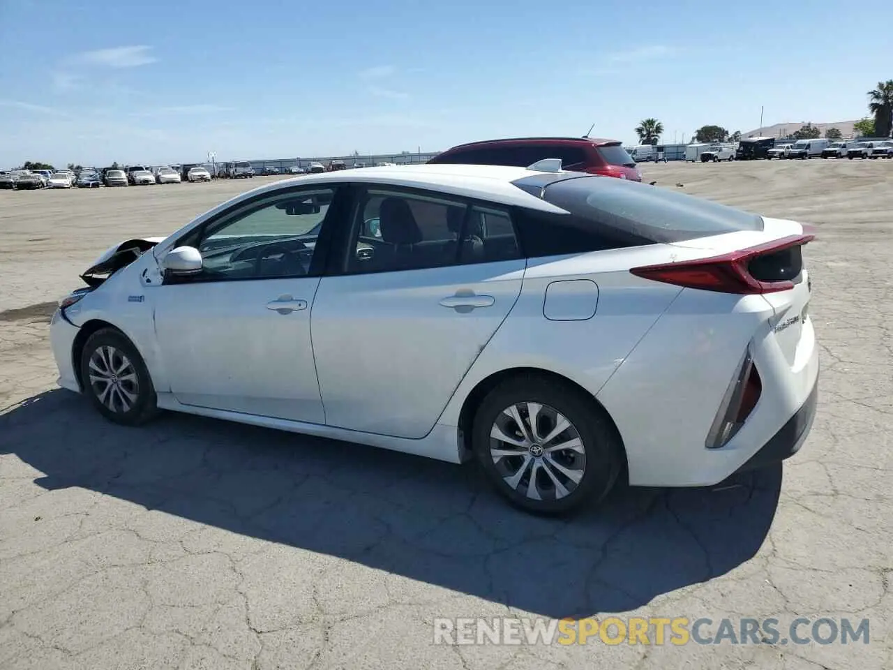 2 fotografías del automóvil dañado JTDKARFP2L3162861 TOYOTA PRIUS 2020