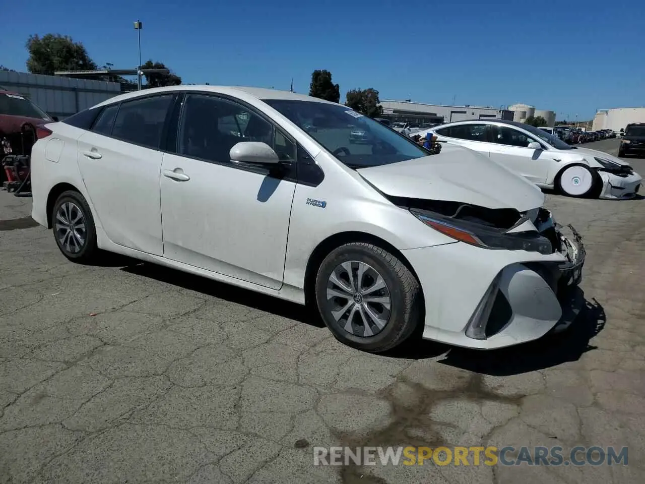 4 fotografías del automóvil dañado JTDKARFP2L3162861 TOYOTA PRIUS 2020