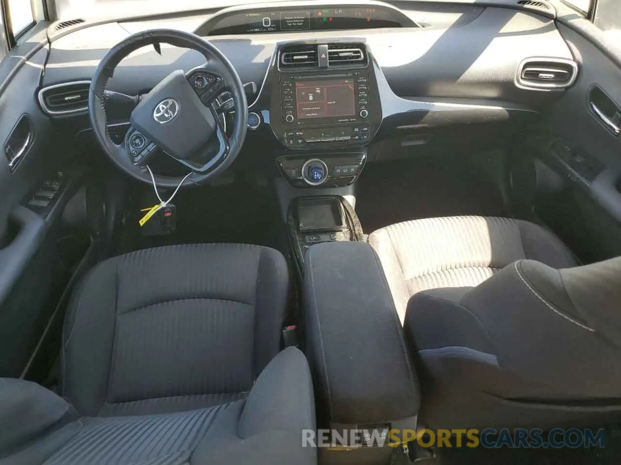 8 fotografías del automóvil dañado JTDKARFP2L3162861 TOYOTA PRIUS 2020