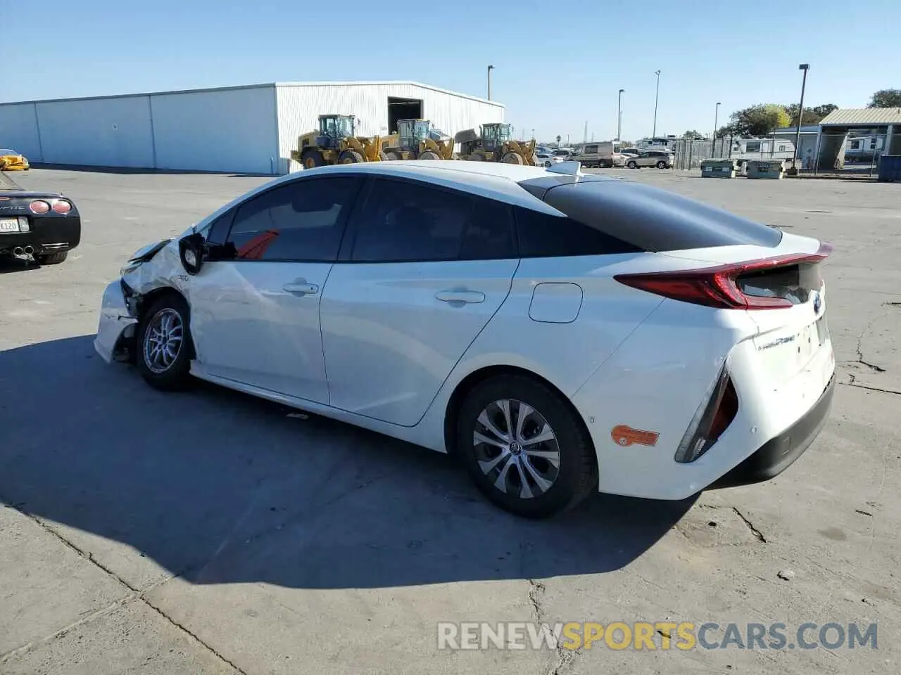 2 fotografías del automóvil dañado JTDKARFP3L3140500 TOYOTA PRIUS 2020