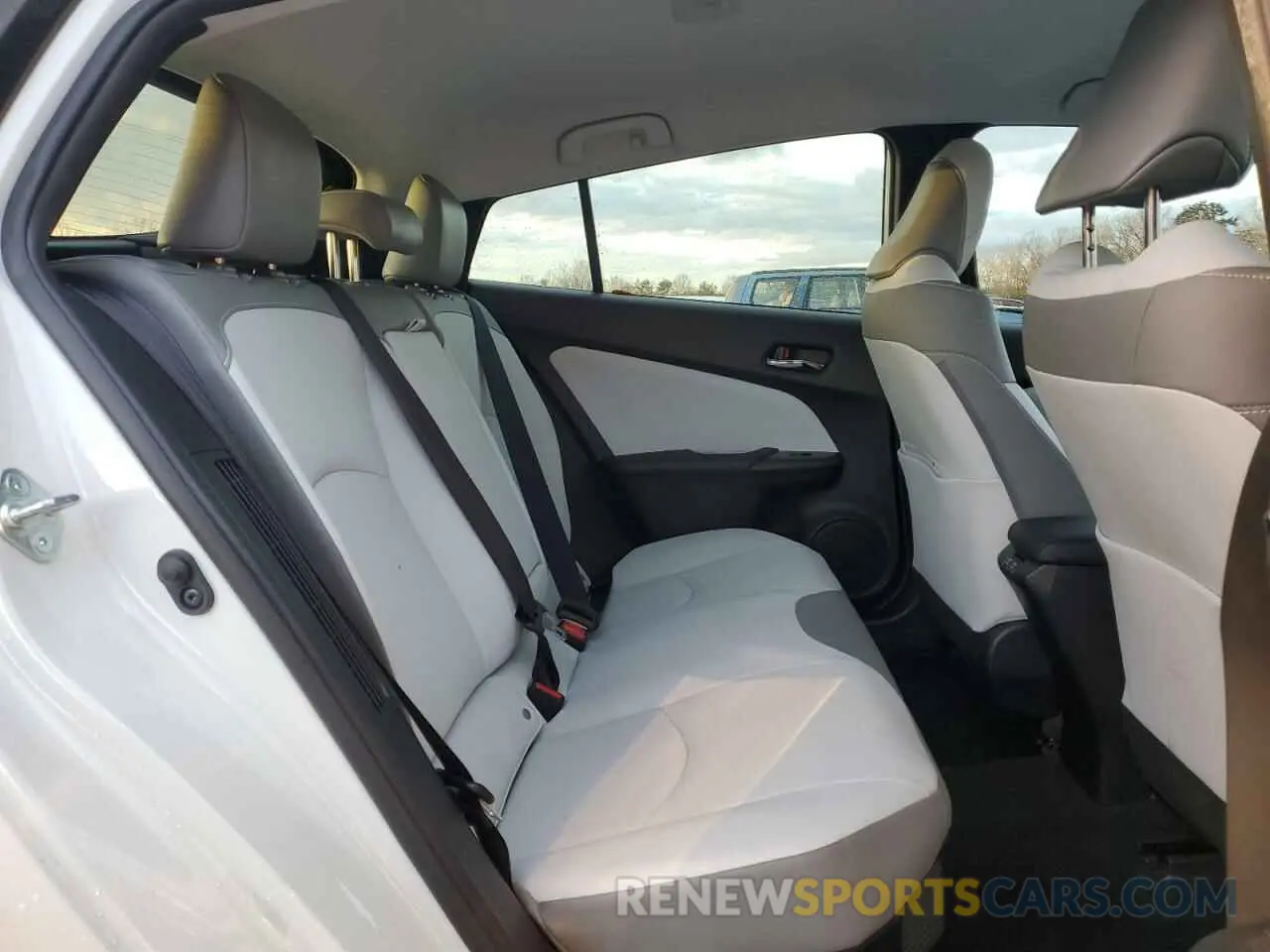 10 fotografías del automóvil dañado JTDKARFP3L3149536 TOYOTA PRIUS 2020