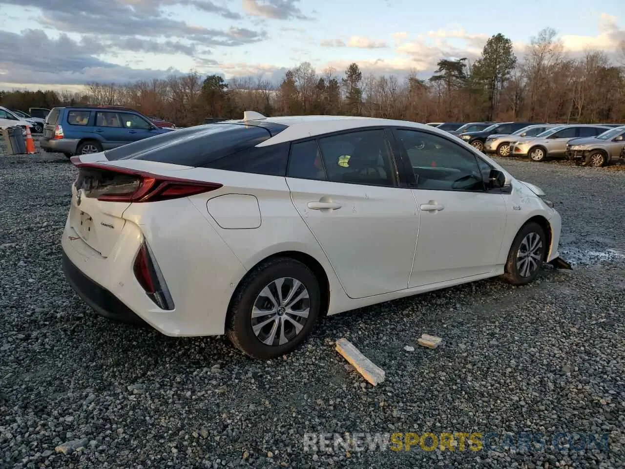 3 fotografías del automóvil dañado JTDKARFP3L3149536 TOYOTA PRIUS 2020