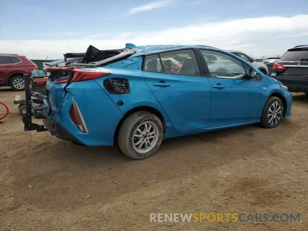 3 fotografías del automóvil dañado JTDKARFP4L3120241 TOYOTA PRIUS 2020