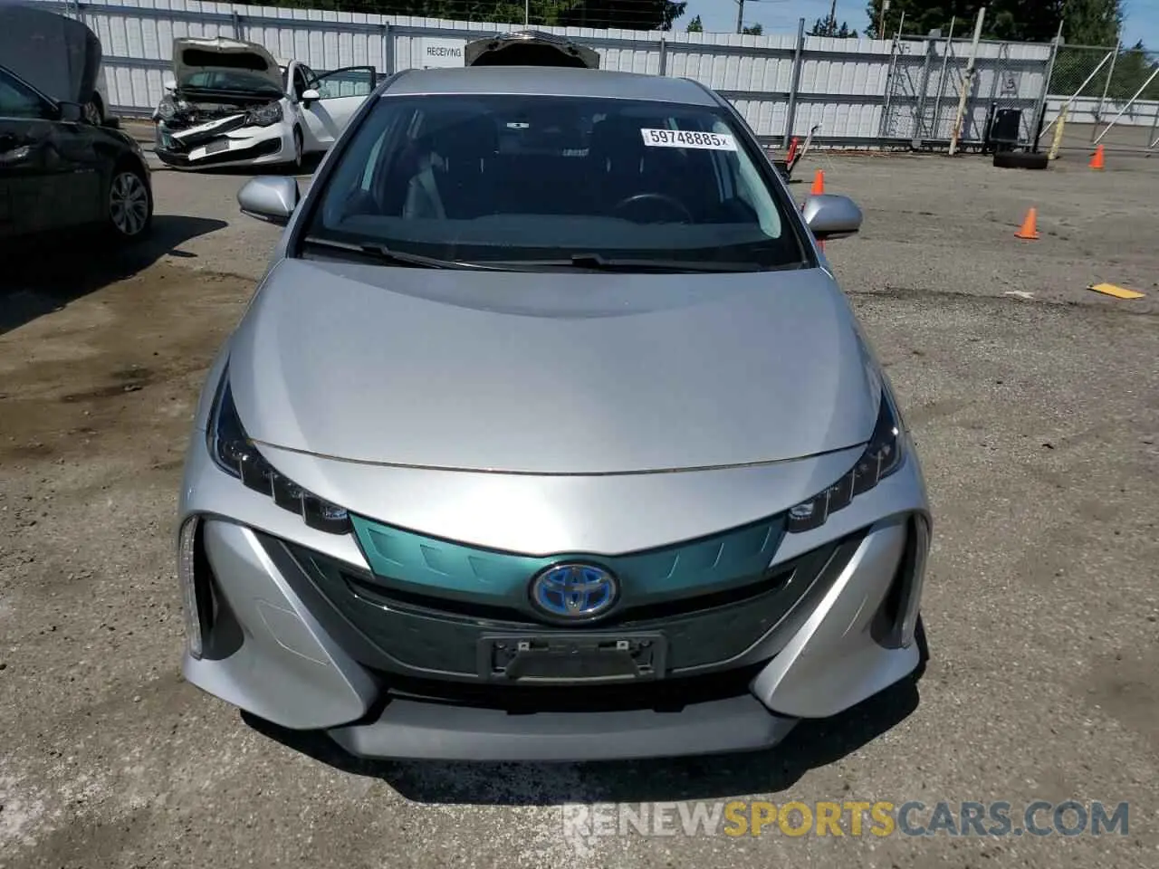 5 fotografías del automóvil dañado JTDKARFP4L3120613 TOYOTA PRIUS 2020