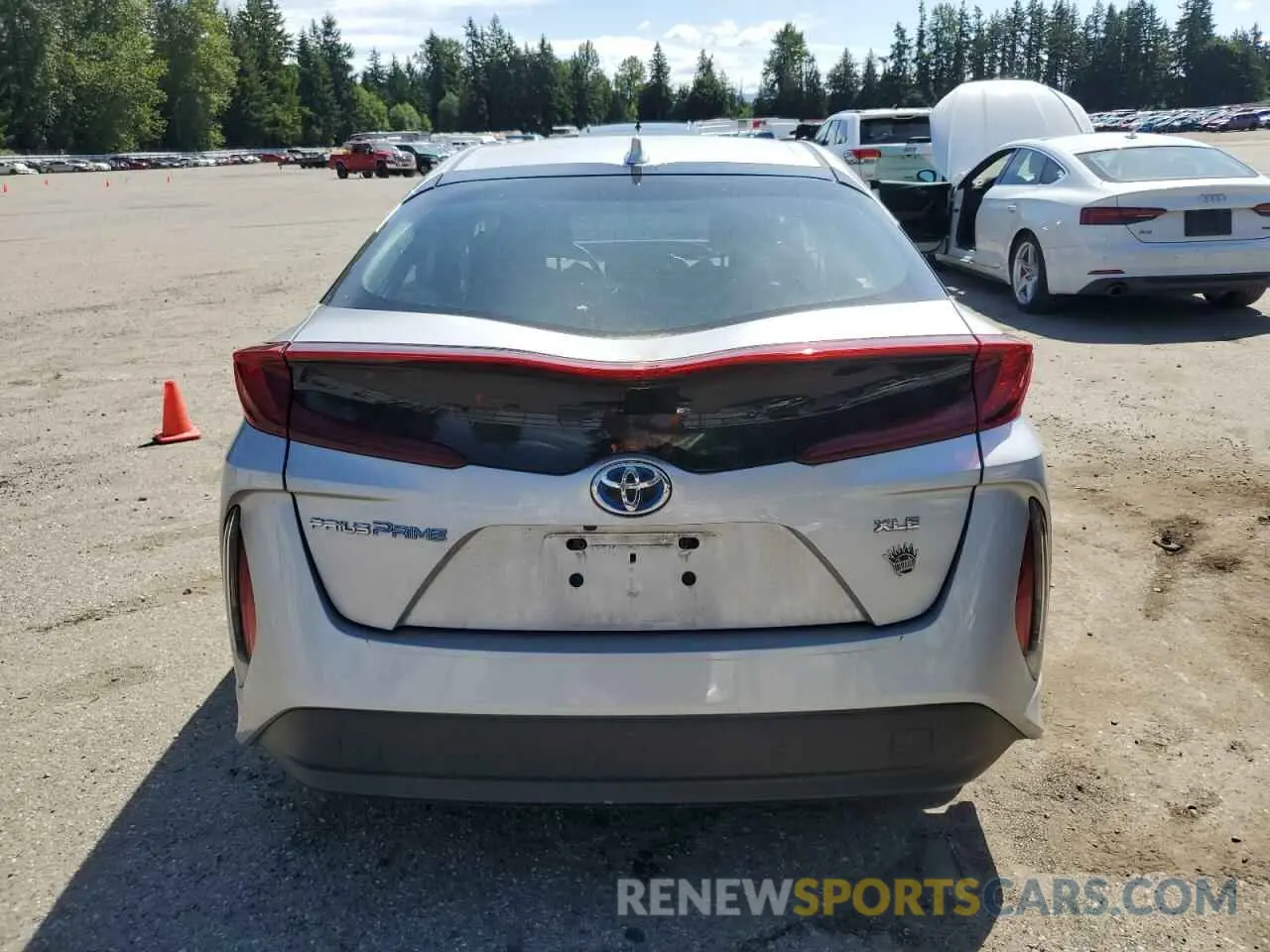 6 fotografías del automóvil dañado JTDKARFP4L3120613 TOYOTA PRIUS 2020