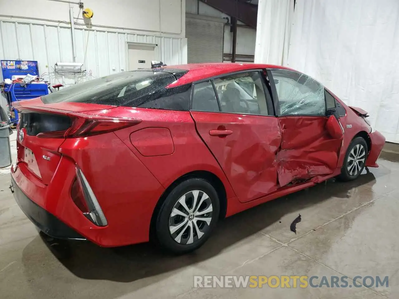 3 fotografías del automóvil dañado JTDKARFP4L3126217 TOYOTA PRIUS 2020
