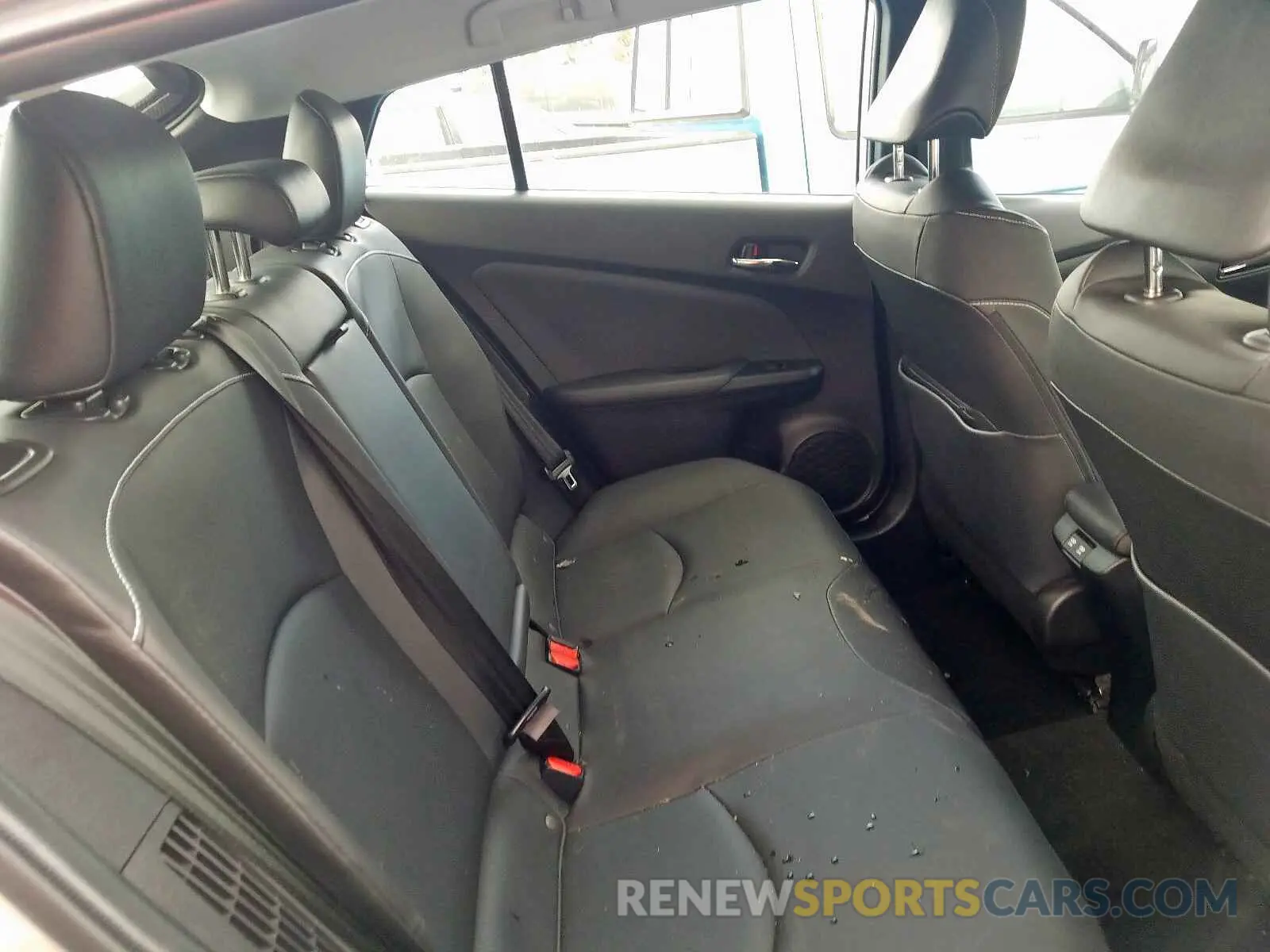 6 fotografías del automóvil dañado JTDKARFP5L3126128 TOYOTA PRIUS 2020