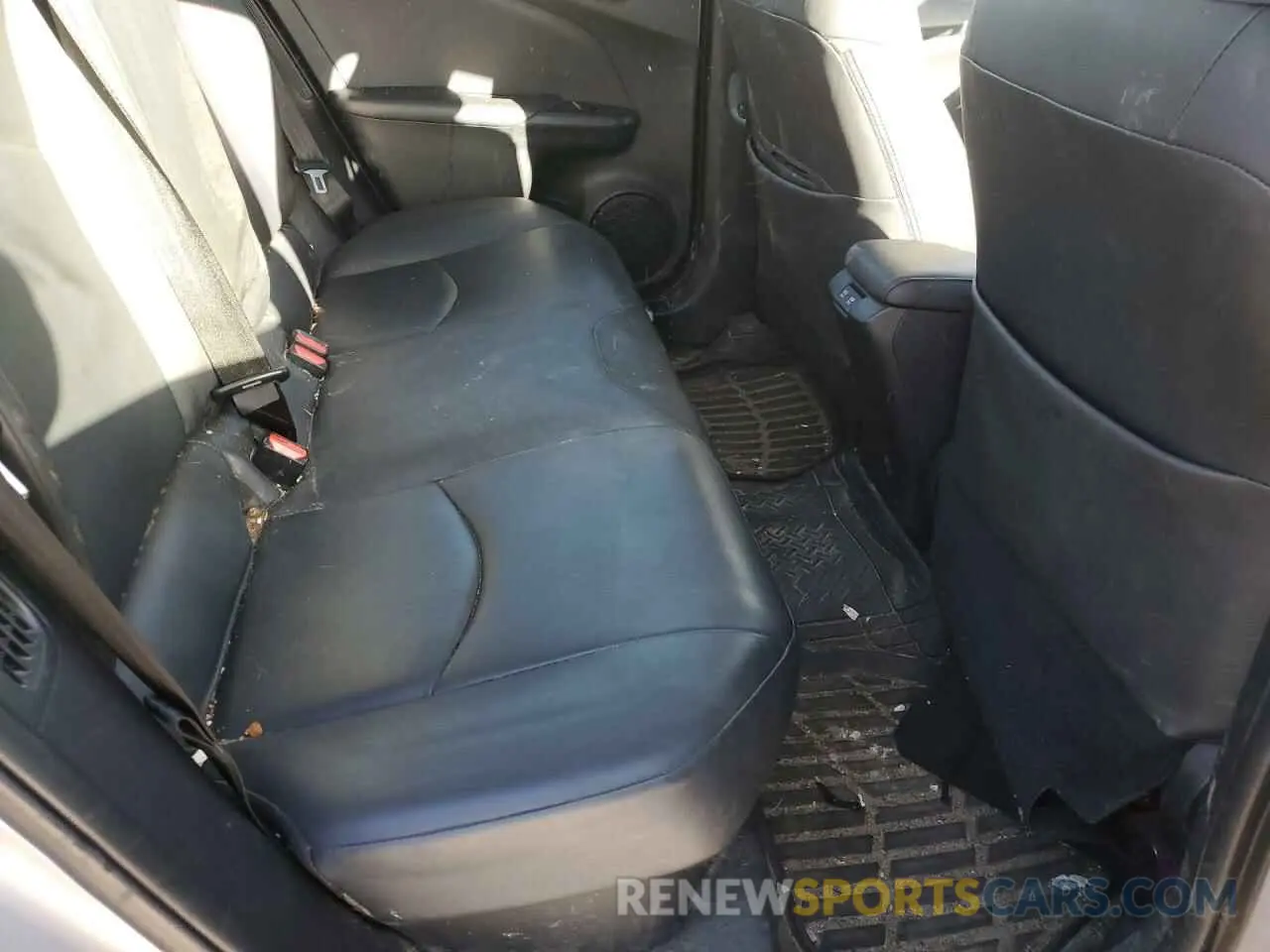 11 fotografías del automóvil dañado JTDKARFP5L3158559 TOYOTA PRIUS 2020