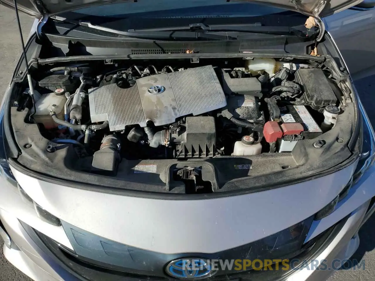 12 fotografías del automóvil dañado JTDKARFP5L3158559 TOYOTA PRIUS 2020