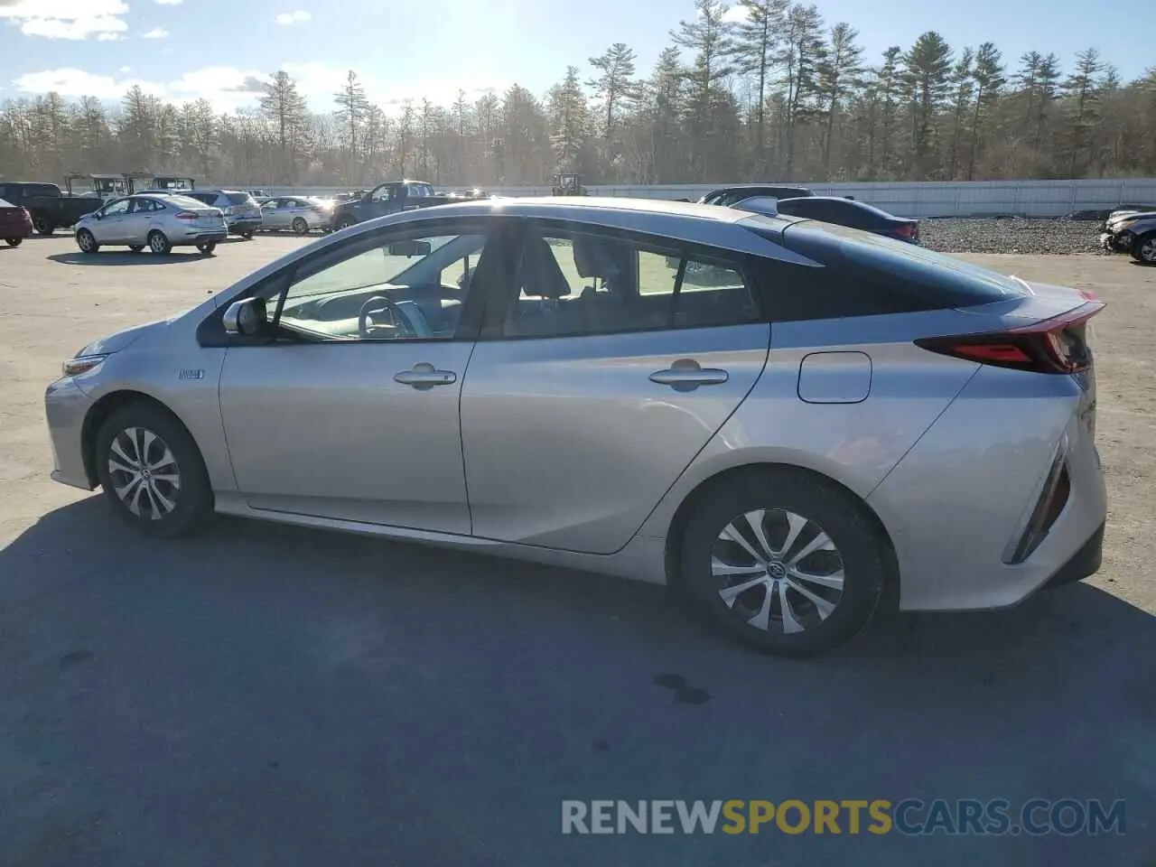 2 fotografías del automóvil dañado JTDKARFP5L3158559 TOYOTA PRIUS 2020