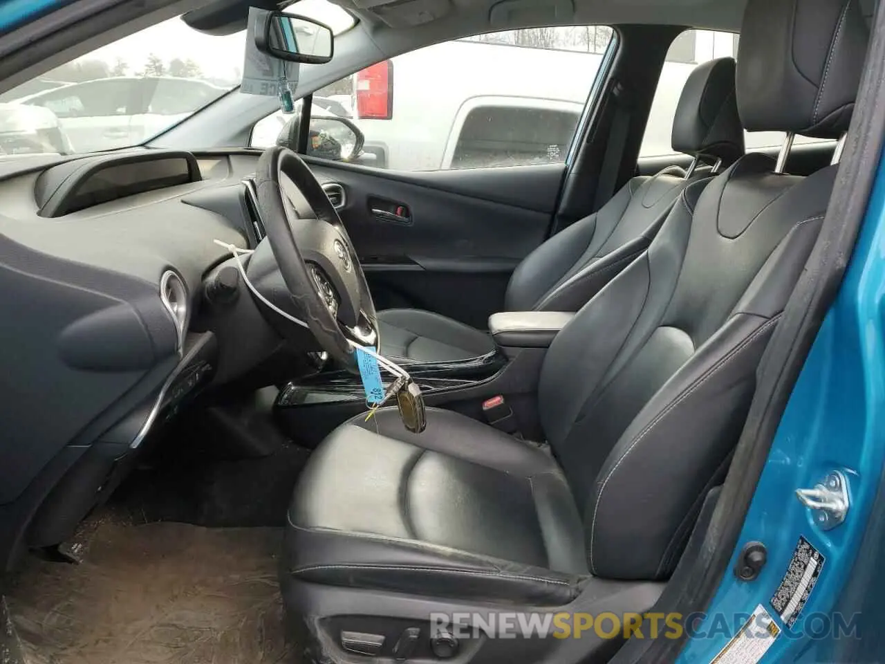 7 fotografías del automóvil dañado JTDKARFP5L3158657 TOYOTA PRIUS 2020