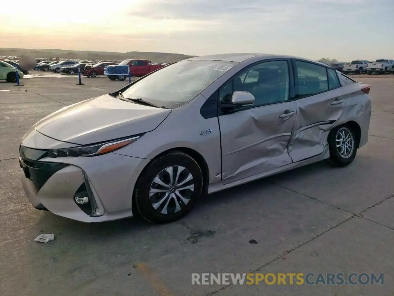 1 fotografías del automóvil dañado JTDKARFP7L3125014 TOYOTA PRIUS 2020