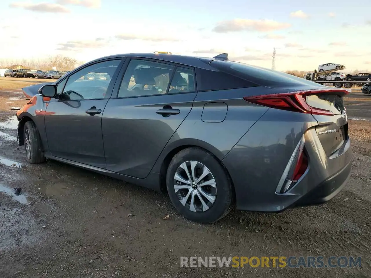 2 fotografías del automóvil dañado JTDKARFP7L3139334 TOYOTA PRIUS 2020