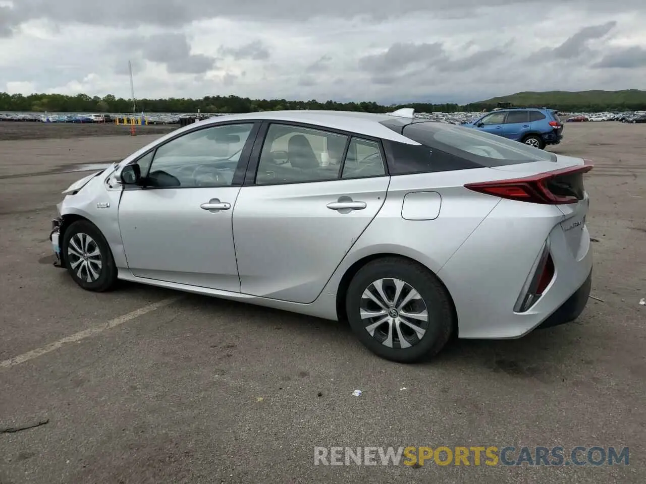 2 fotografías del automóvil dañado JTDKARFP7L3157705 TOYOTA PRIUS 2020