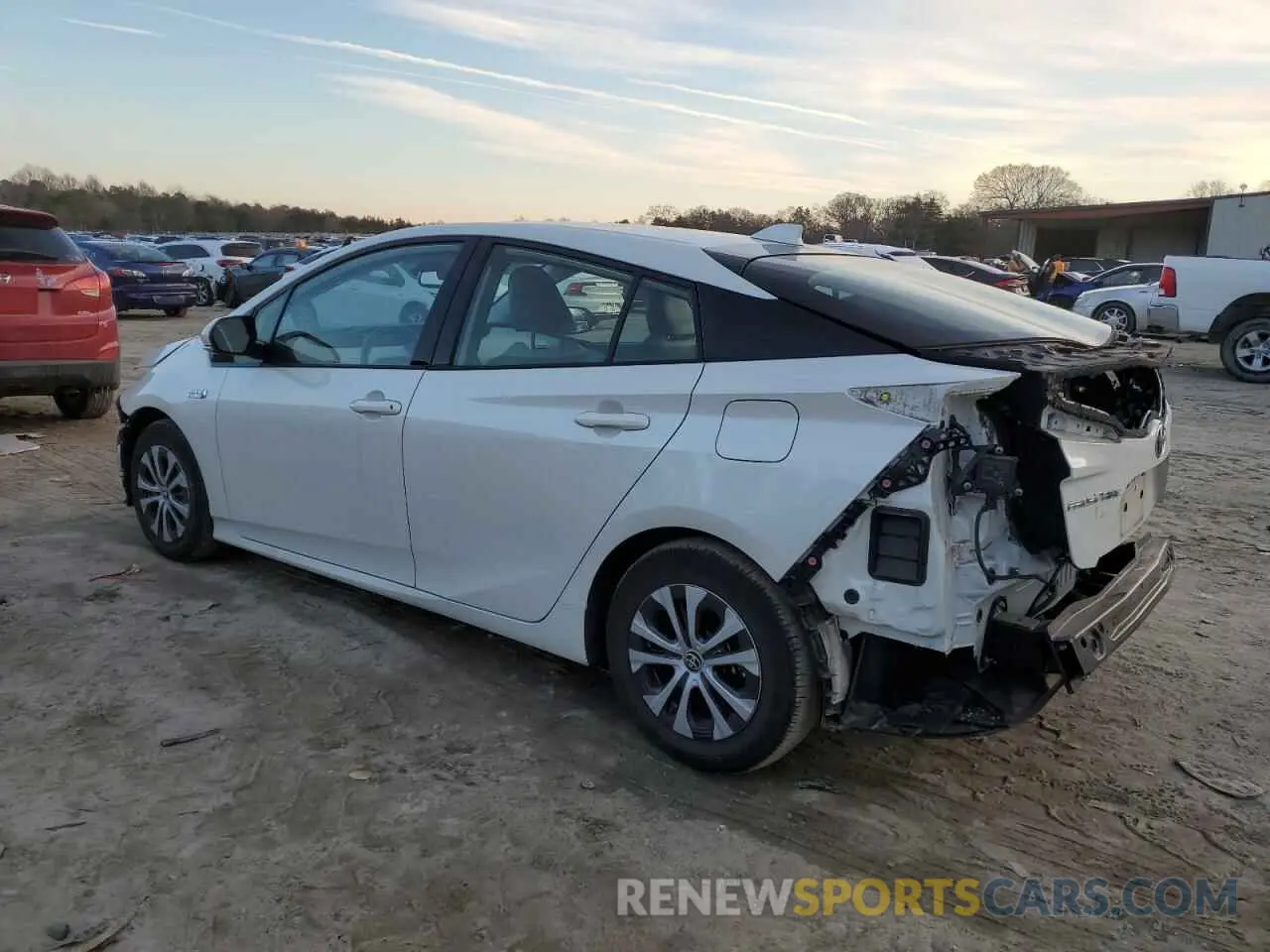 2 fotografías del automóvil dañado JTDKARFP9L3151159 TOYOTA PRIUS 2020