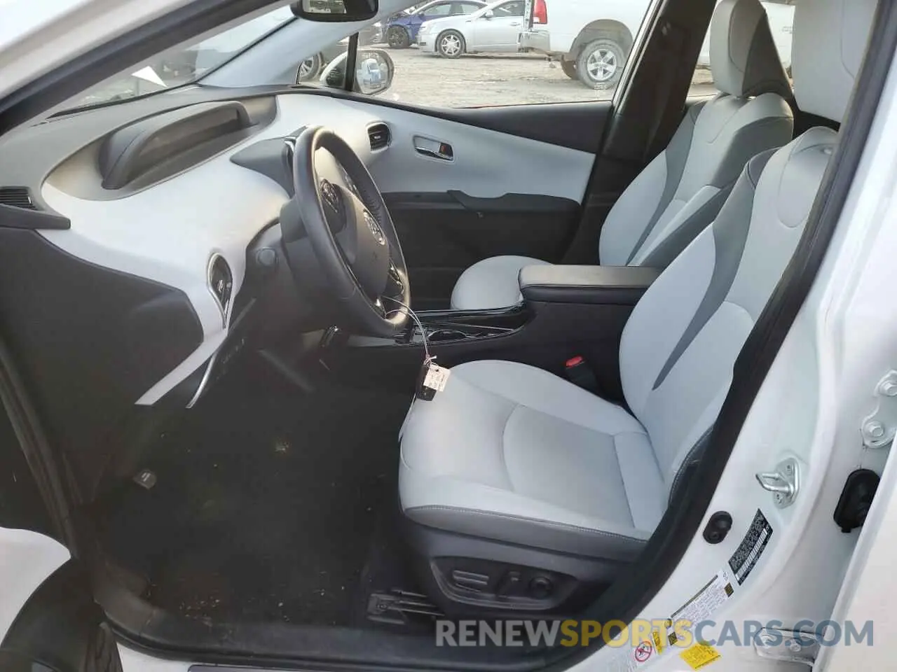 7 fotografías del automóvil dañado JTDKARFP9L3151159 TOYOTA PRIUS 2020