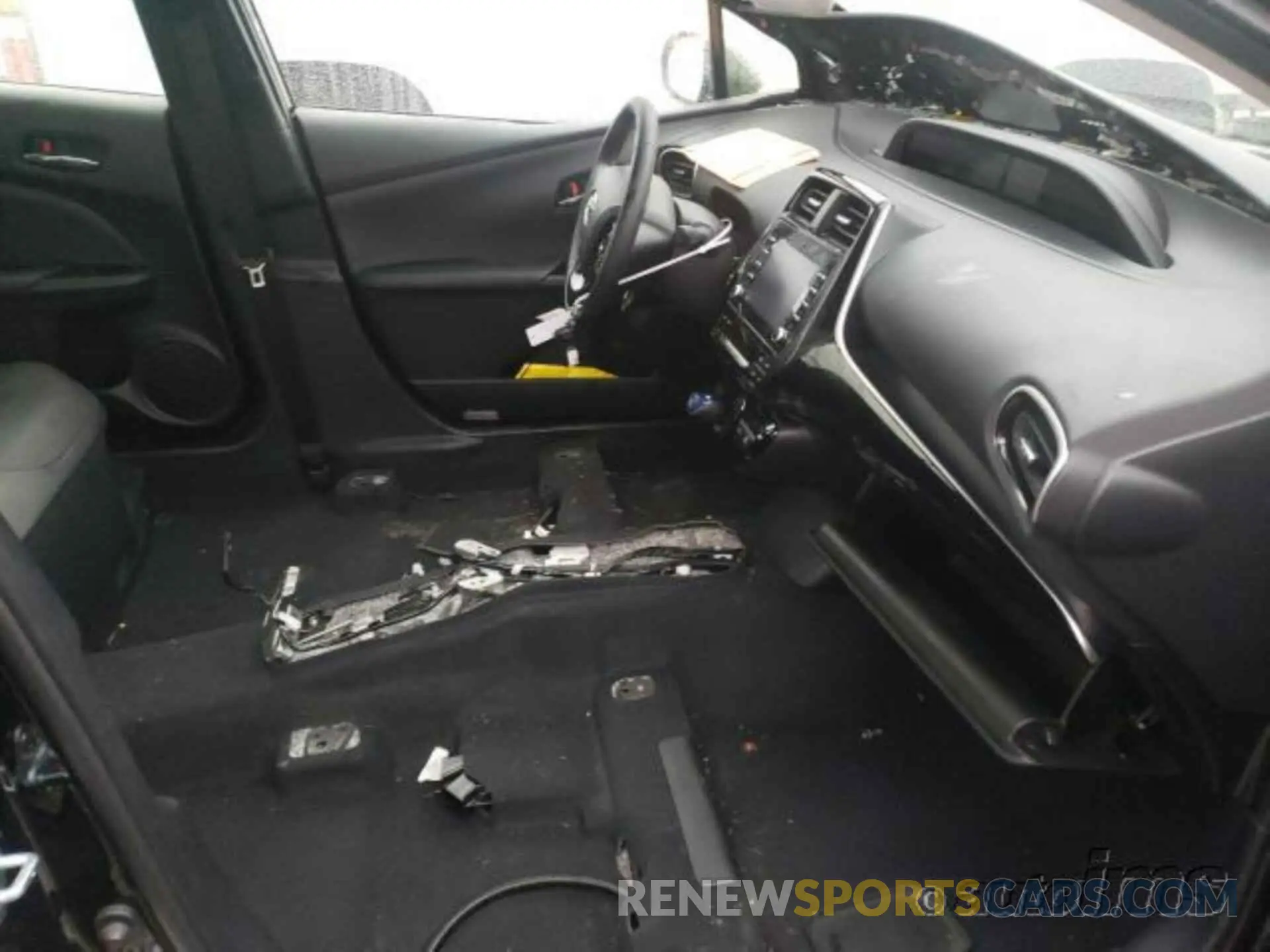 5 fotografías del automóvil dañado JTDKARFU0L3116046 TOYOTA PRIUS 2020