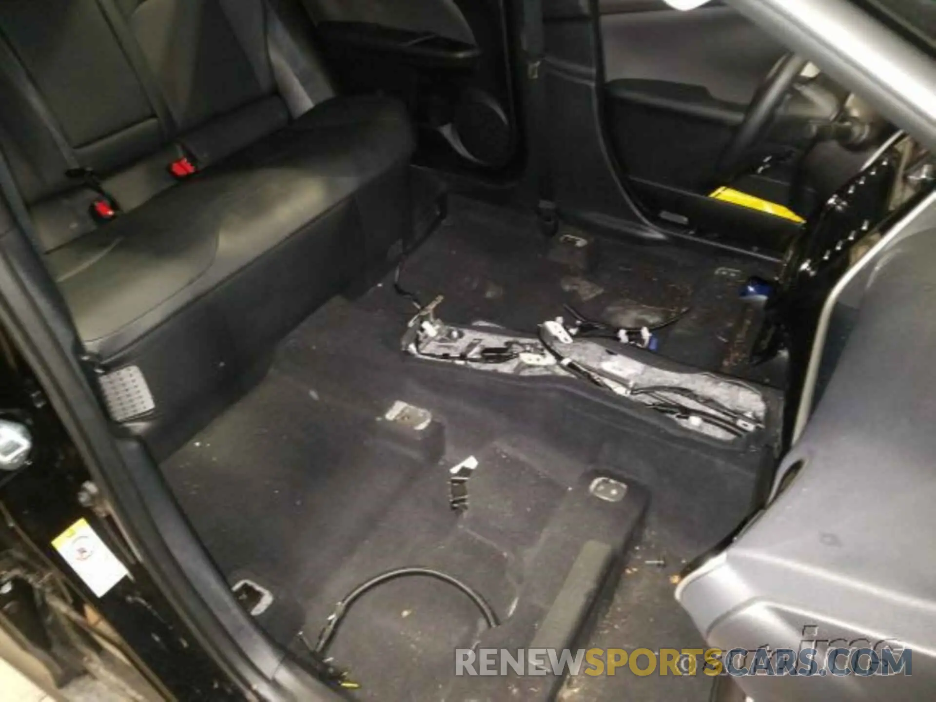 9 fotografías del automóvil dañado JTDKARFU0L3116046 TOYOTA PRIUS 2020