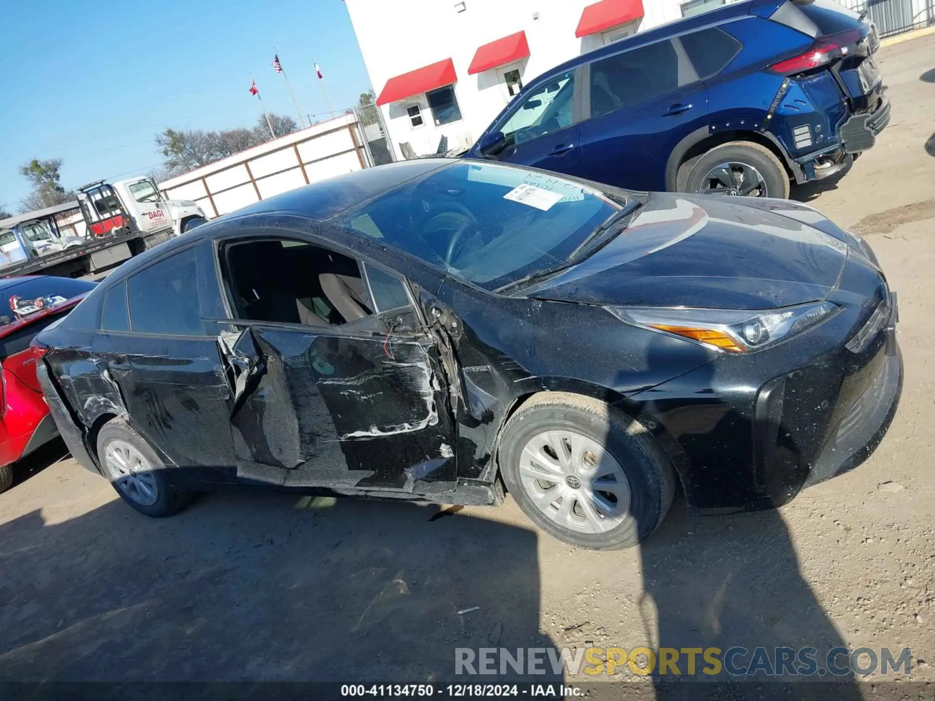 13 fotografías del automóvil dañado JTDKARFU1L3114502 TOYOTA PRIUS 2020