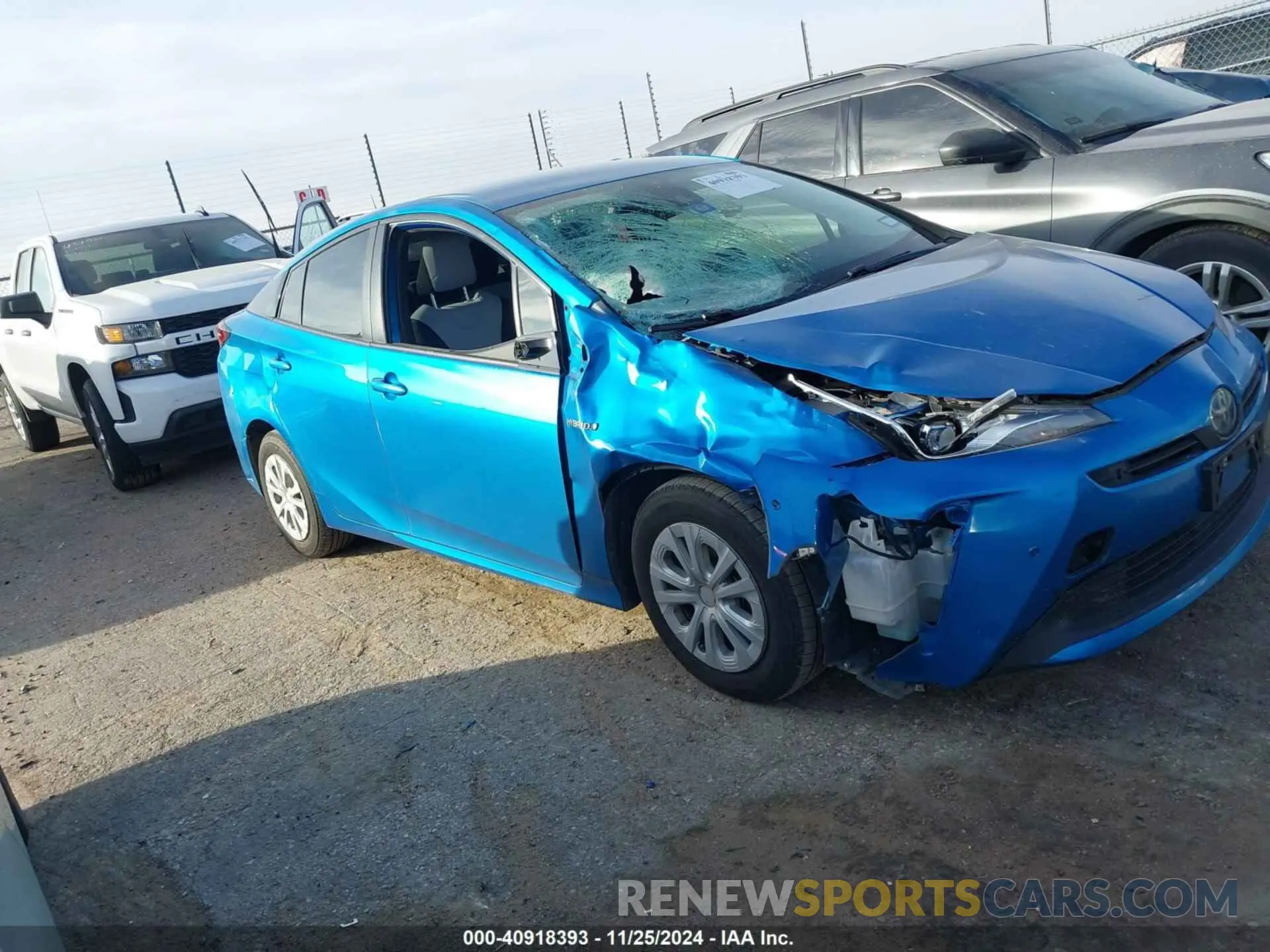 14 fotografías del automóvil dañado JTDKARFU1L3117738 TOYOTA PRIUS 2020