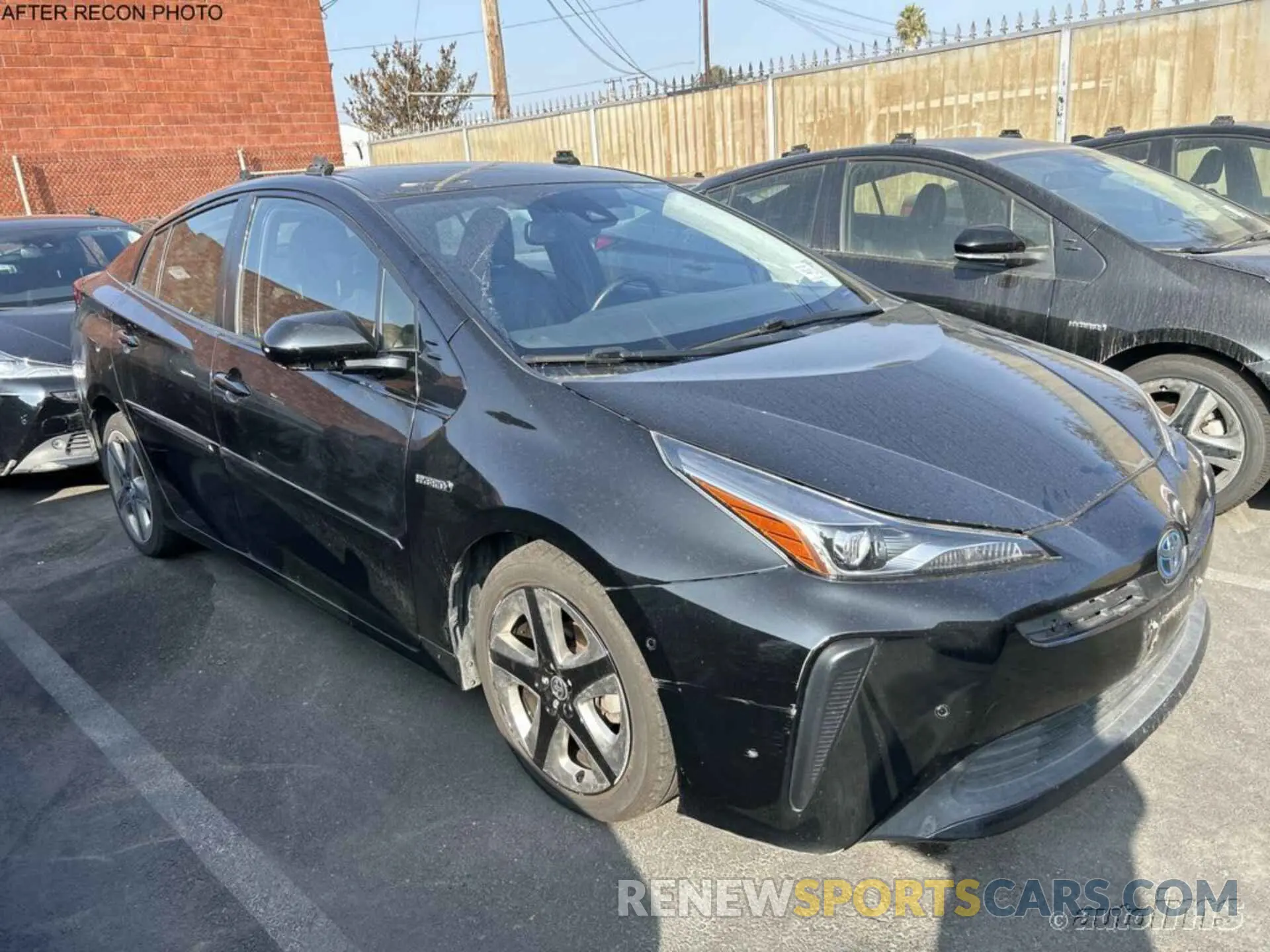 3 fotografías del automóvil dañado JTDKARFU2L3112449 TOYOTA PRIUS 2020