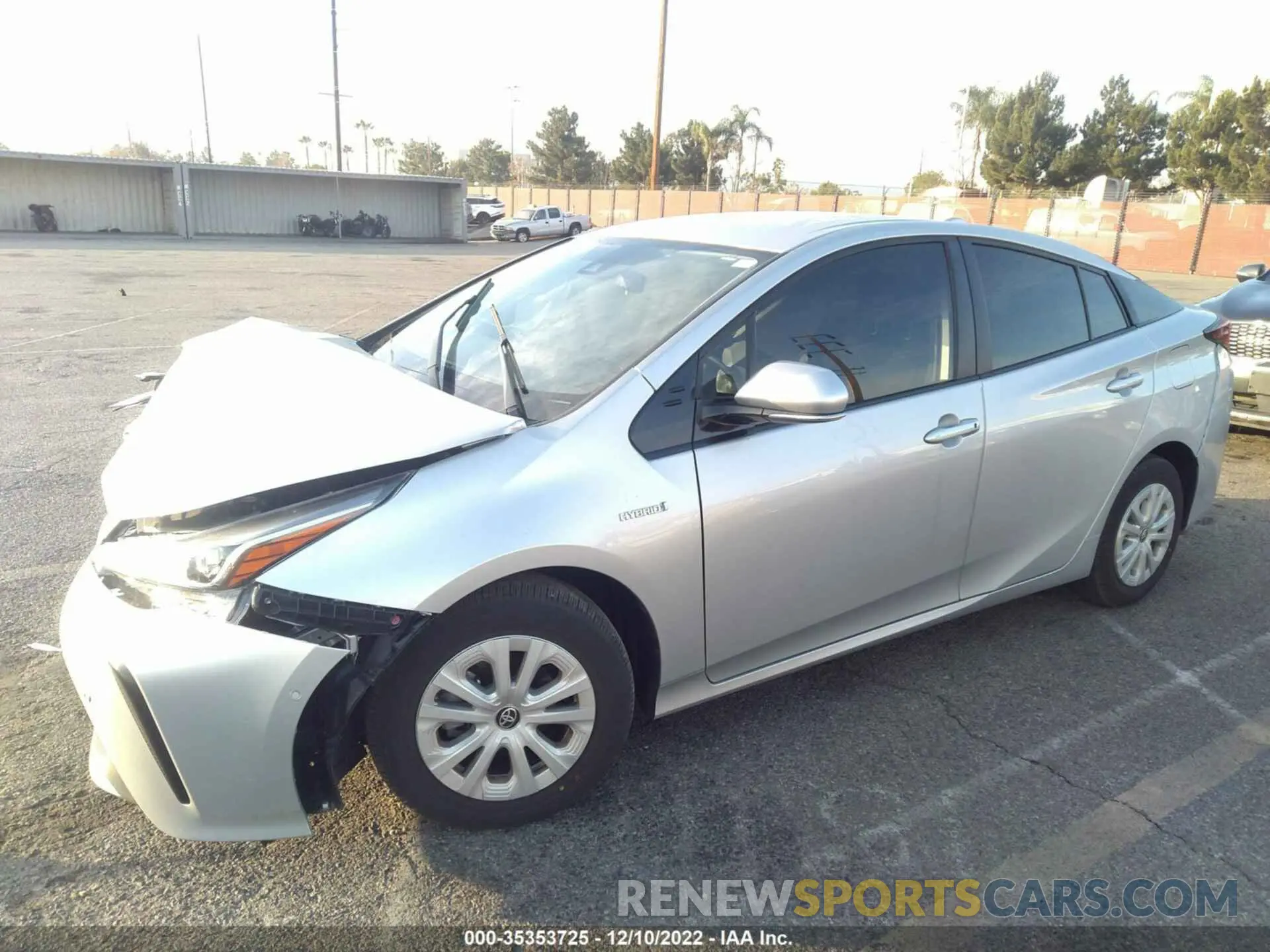 2 fotografías del automóvil dañado JTDKARFU2L3112483 TOYOTA PRIUS 2020
